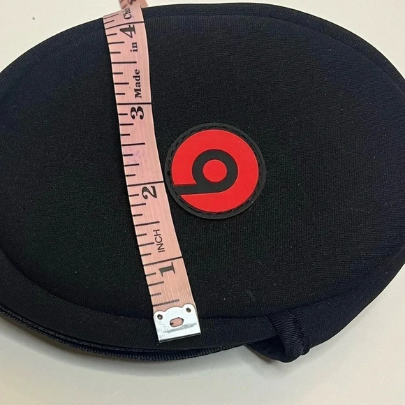 Beats By Dre Logo Soft Shell‎ Padded Headphone Case Zip Closure Black Red - Picture 9 of 9